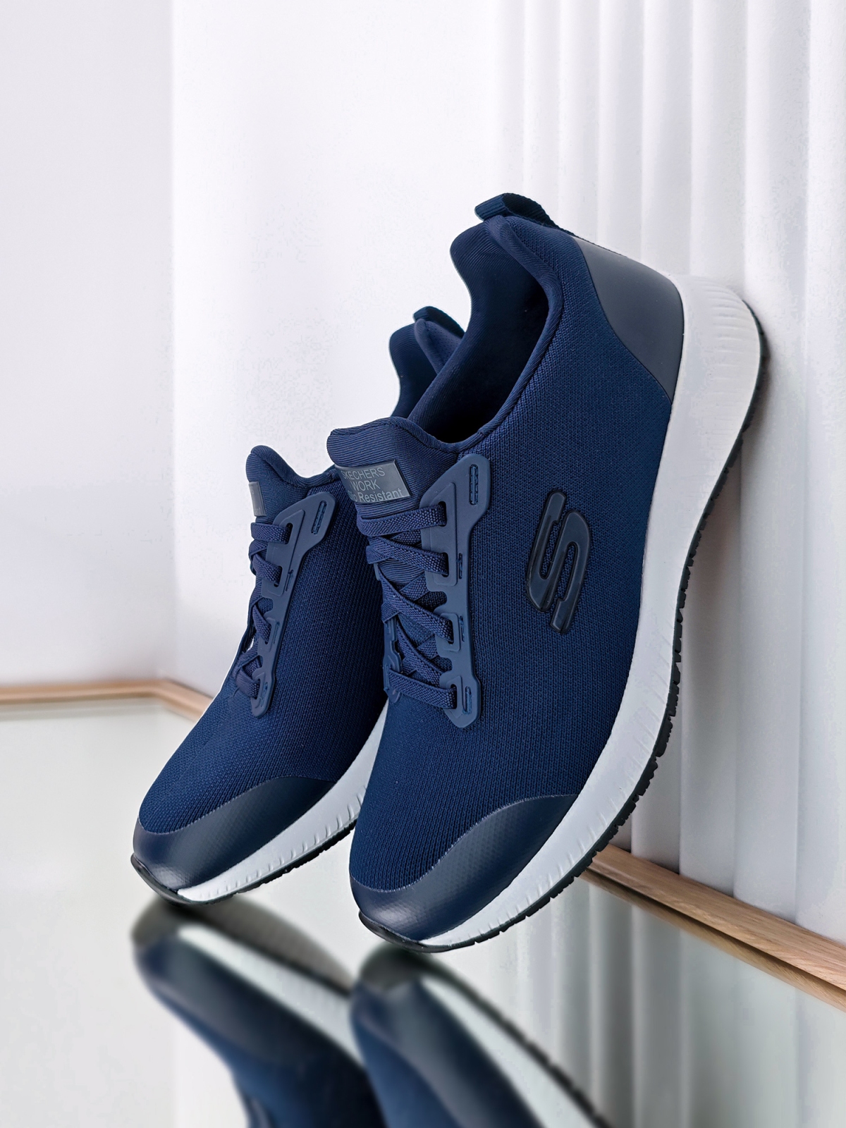 Buty medyczne sportowe Skechers Squad SR - obrazek 5